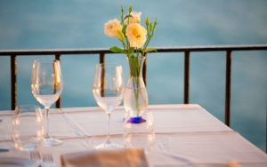 ristorante sul mare con vista panoramica ad ischia umberto a mare